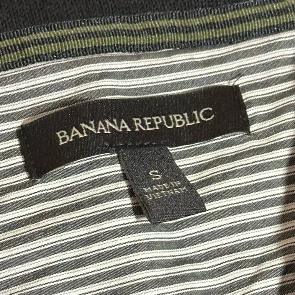 Banana Republic Quarter Button Pullover Hooded Sweater/Sweatshirt - Mens Small
